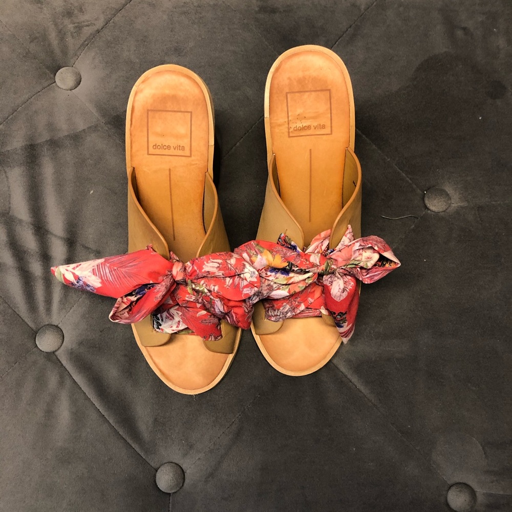 Dolce Vita Sandals